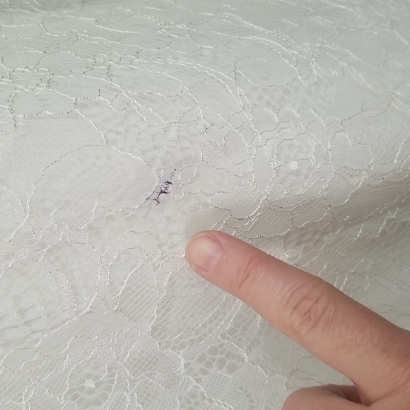 David's Bridal SZ 8 Wedding Dress Ivory High Neck Empire Waist Lace Halter FLAW - Picture 5 of 17